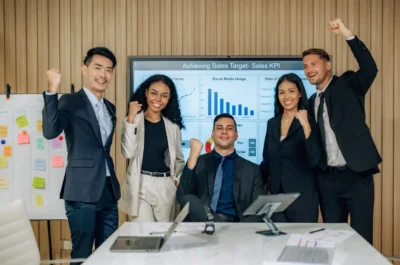 Escotec Qualificação Profissional em Suzano - SP: há 40 anos, líder em formações profissionais ministrando cursos em administração, automotivo, beleza, design, elétrica, hardware, idiomas, informática, mecânica, moda, fashion, software.