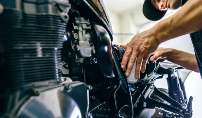 Escotec Qualificação Profissional em Suzano - SP: há 40 anos, líder em formações profissionais ministrando cursos em administração, automotivo, beleza, design, elétrica, hardware, idiomas, informática, mecânica, moda, fashion, software.