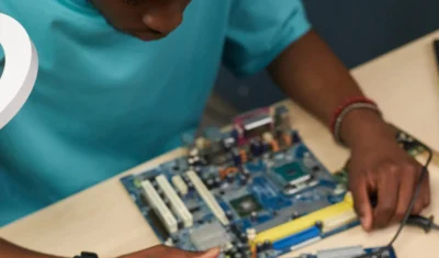 Escotec Qualificação Profissional em Suzano - SP: há 40 anos, líder em formações profissionais ministrando cursos em administração, automotivo, beleza, design, elétrica, hardware, idiomas, informática, mecânica, moda, fashion, software.